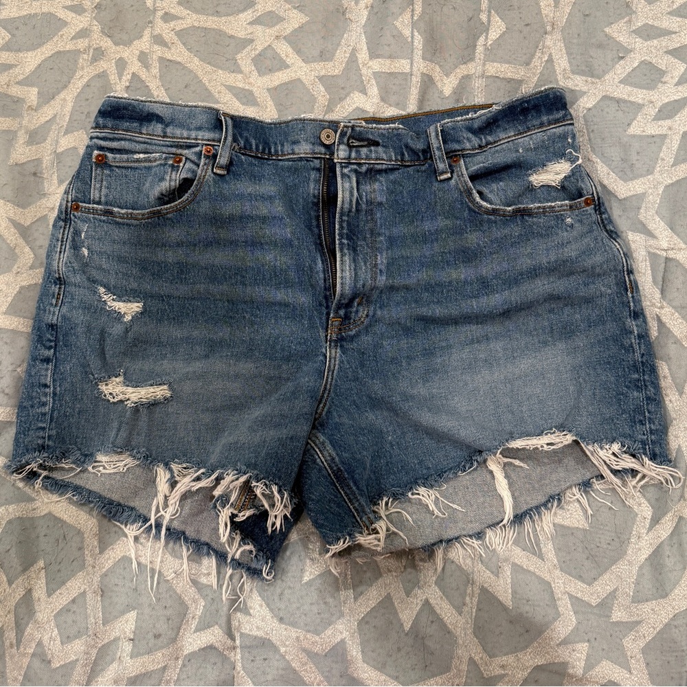 Abercrombie High Rise Mom Shorts